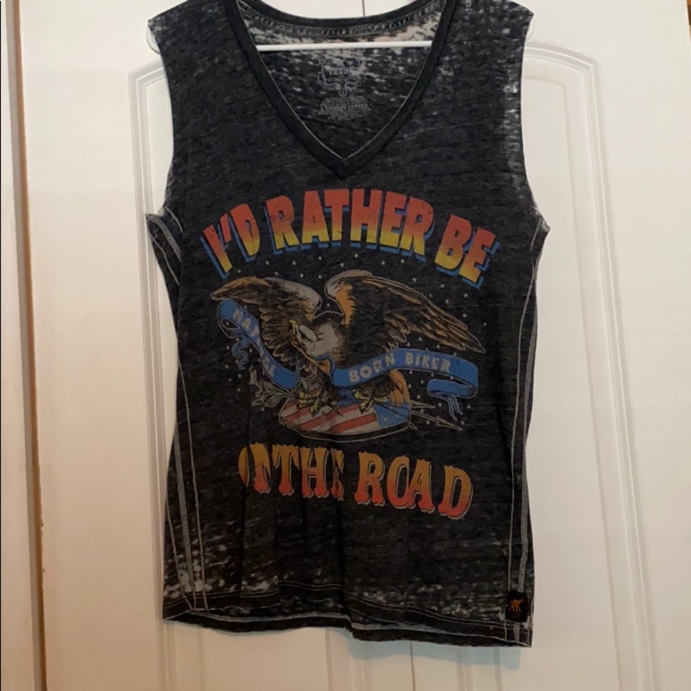 Muscle Tee